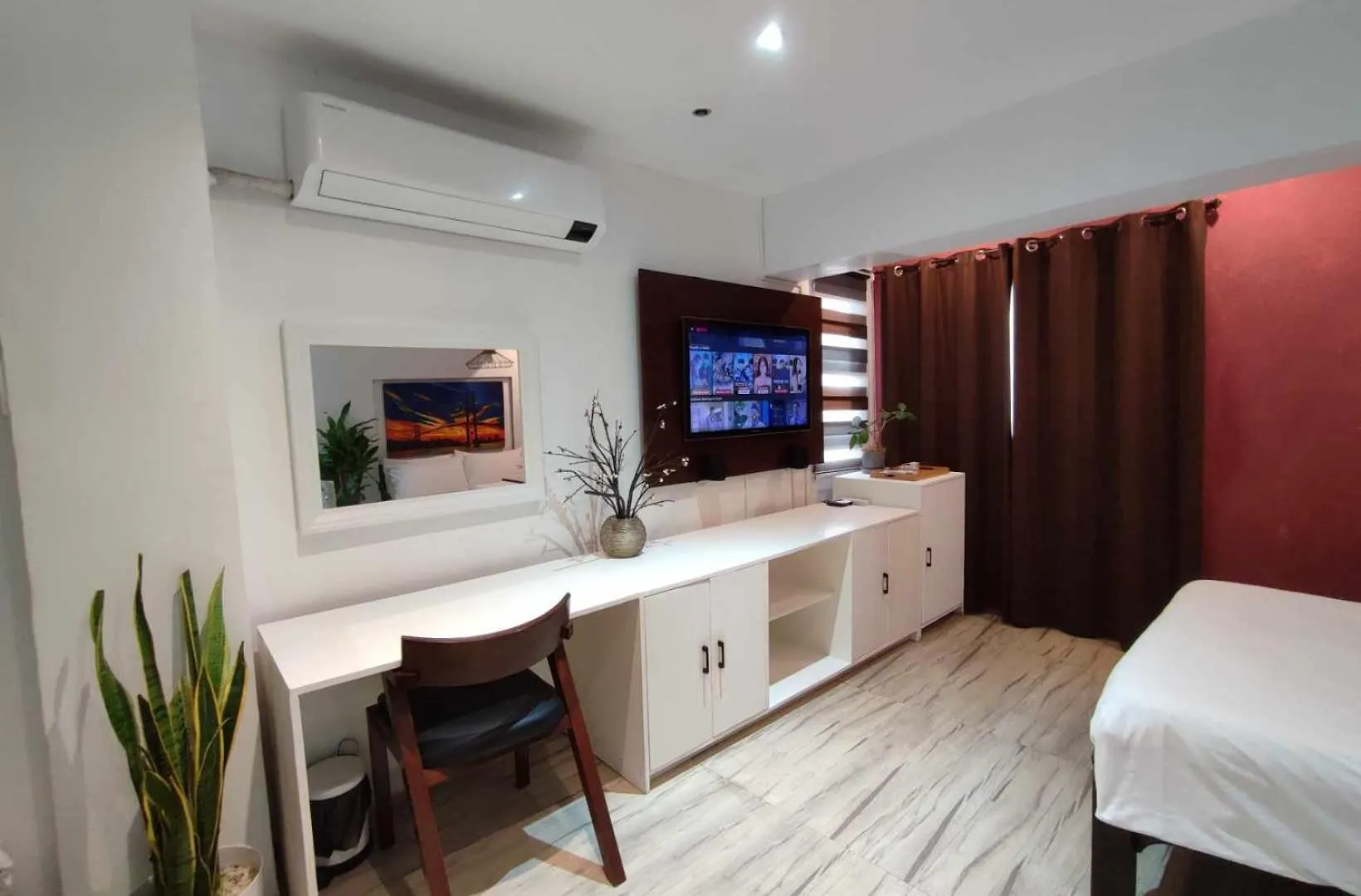 L1 Twin Bed Staycation In Bonifacio Global City Manila Philippines